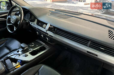 Внедорожник / Кроссовер Audi Q7 2016 в Киеве