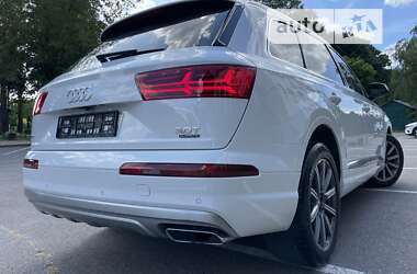 Позашляховик / Кросовер Audi Q7 2017 в Тернополі