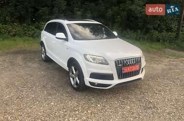 Позашляховик / Кросовер Audi Q7 2009 в 