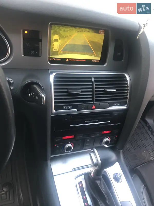 Внедорожник / Кроссовер Audi Q7 2009 в 