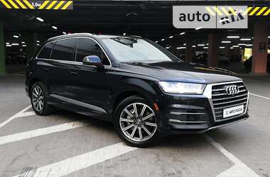 Внедорожник / Кроссовер Audi Q7 2016 в Киеве