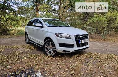 Позашляховик / Кросовер Audi Q7 2014 в Дніпрі