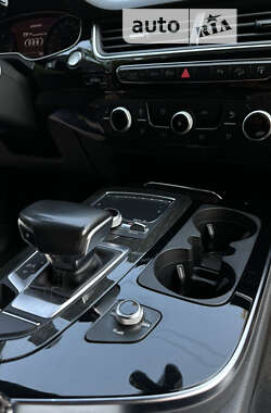 Внедорожник / Кроссовер Audi Q7 2016 в Броварах