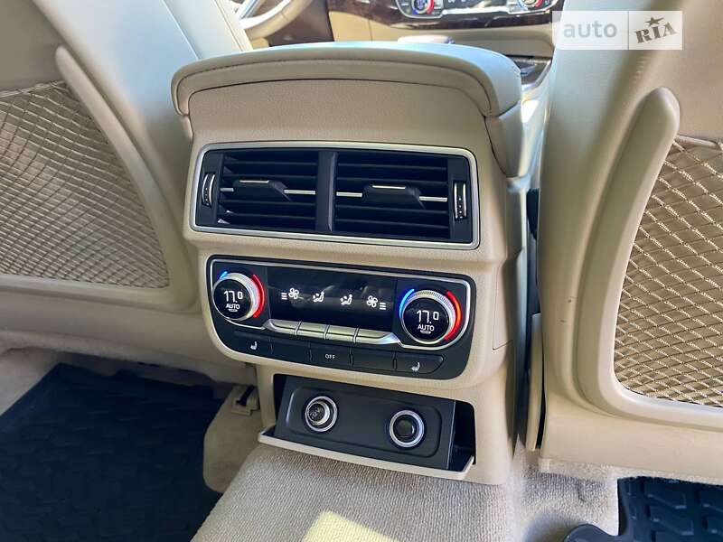 Внедорожник / Кроссовер Audi Q7 2017 в Львове