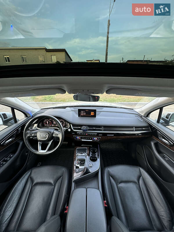 Позашляховик / Кросовер Audi Q7 2018 в Сумах