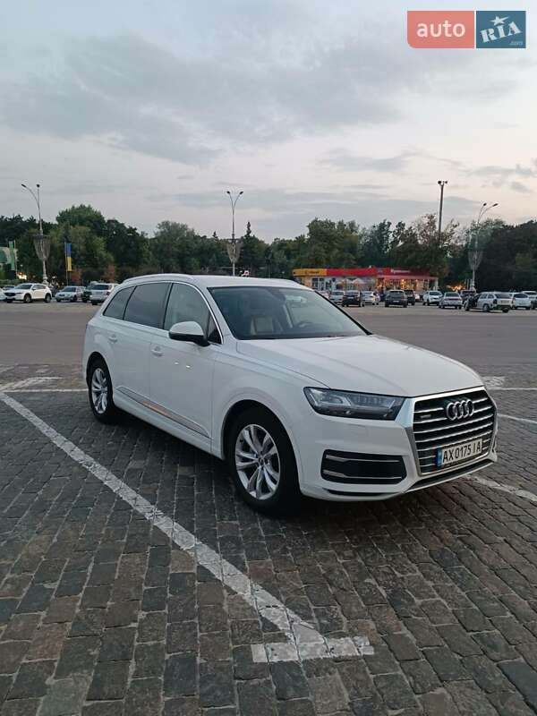 Audi Q7 2017