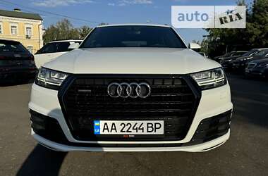 Внедорожник / Кроссовер Audi Q7 2016 в Киеве