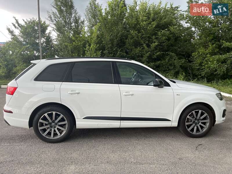 Audi Q7 2018