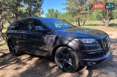 Внедорожник / Кроссовер Audi Q7 2012 в 