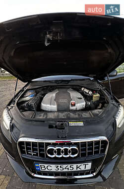 Внедорожник / Кроссовер Audi Q7 2010 в 