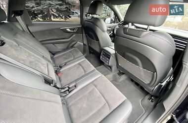 Внедорожник / Кроссовер Audi Q7 2020 в 