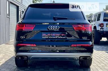 Внедорожник / Кроссовер Audi Q7 2016 в Киеве