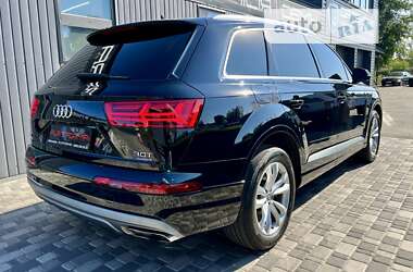 Внедорожник / Кроссовер Audi Q7 2016 в Киеве