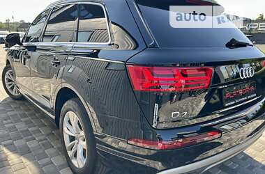 Внедорожник / Кроссовер Audi Q7 2016 в Киеве