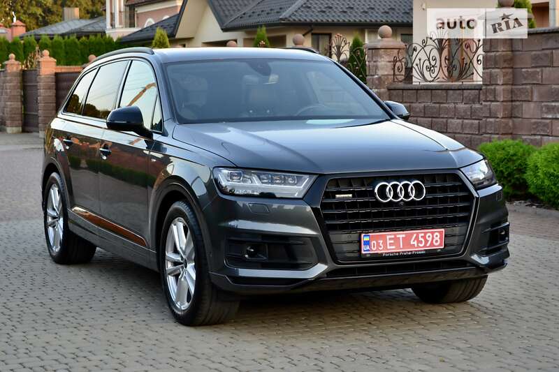 Позашляховик / Кросовер Audi Q7 2019 в Рівному