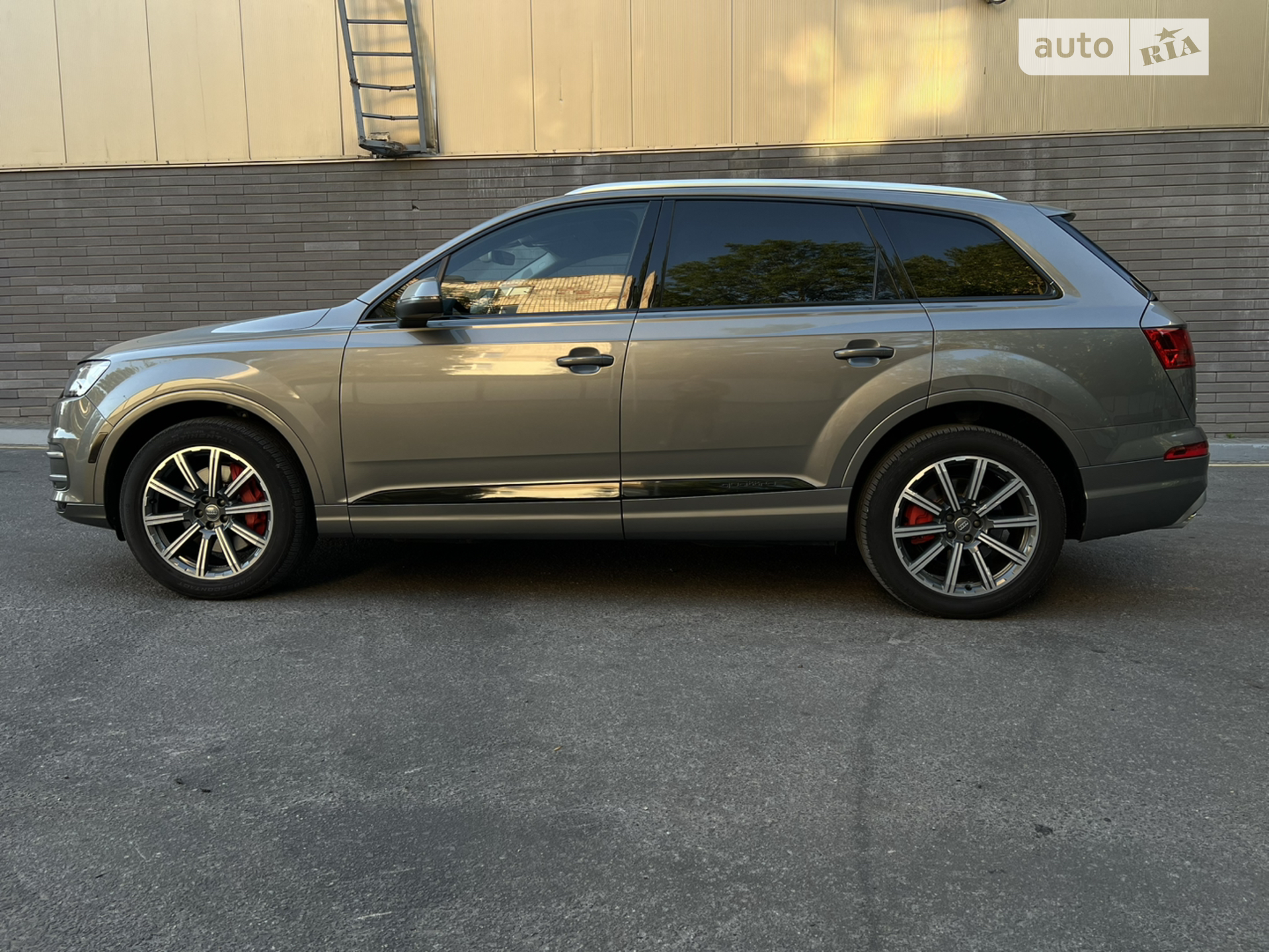 2015 Audi Q7 - мініатюра 12