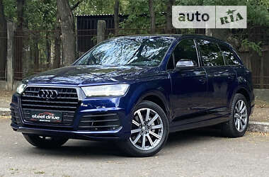 Позашляховик / Кросовер Audi Q7 2019 в Миколаєві