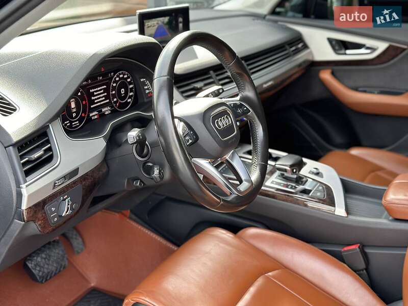 Позашляховик / Кросовер Audi Q7 2015 в Рівному фото 26 Позашляховик / Кросовер Audi Q7 2015 в Рівному