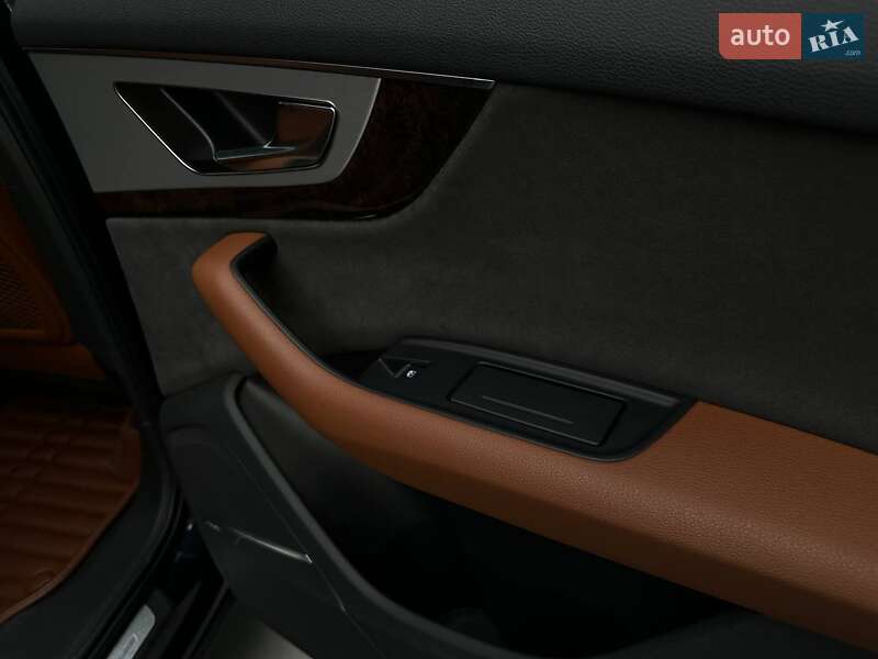 Позашляховик / Кросовер Audi Q7 2015 в Рівному фото 54 Позашляховик / Кросовер Audi Q7 2015 в Рівному