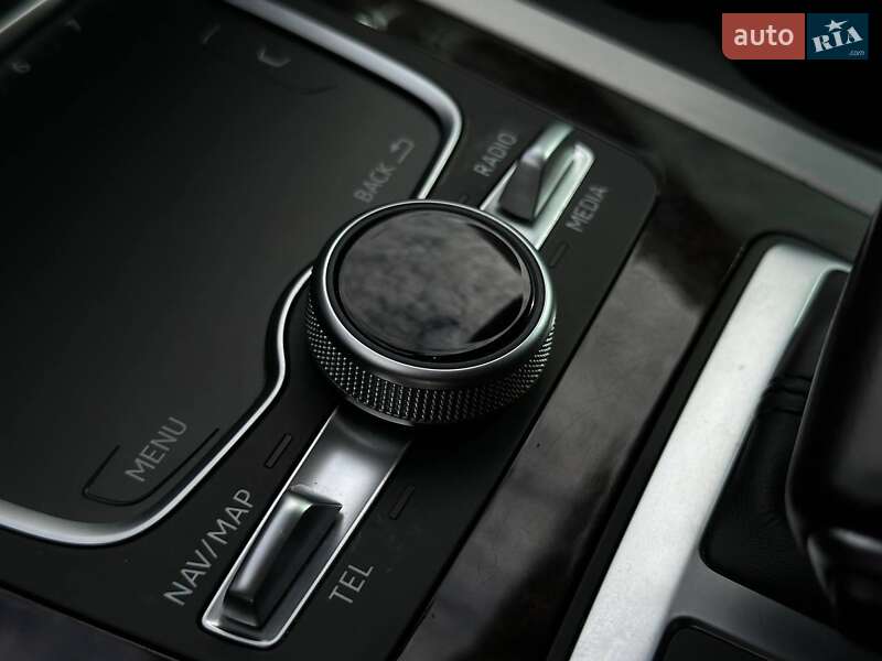 Позашляховик / Кросовер Audi Q7 2015 в Рівному фото 61 Позашляховик / Кросовер Audi Q7 2015 в Рівному