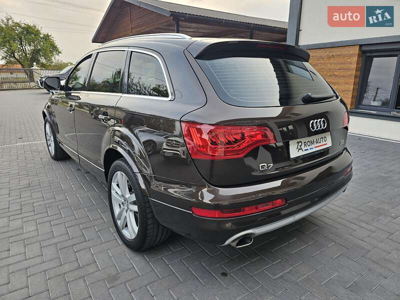 Позашляховик / Кросовер Audi Q7 2012 в Коломиї