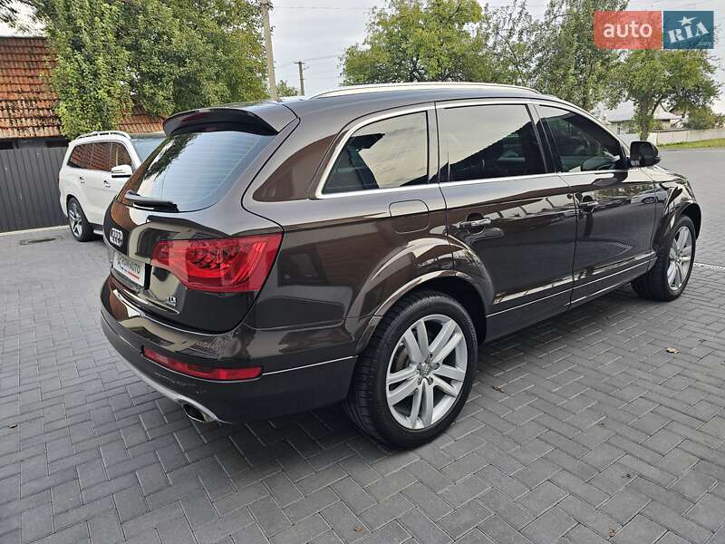 Позашляховик / Кросовер Audi Q7 2012 в Коломиї