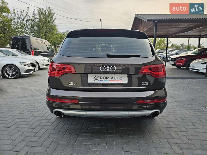 Позашляховик / Кросовер Audi Q7 2012 в Коломиї