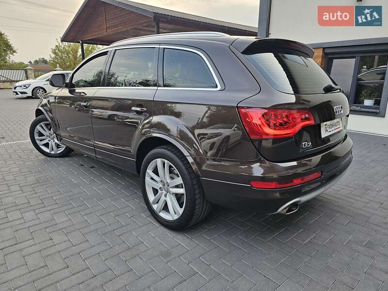 Позашляховик / Кросовер Audi Q7 2012 в Коломиї