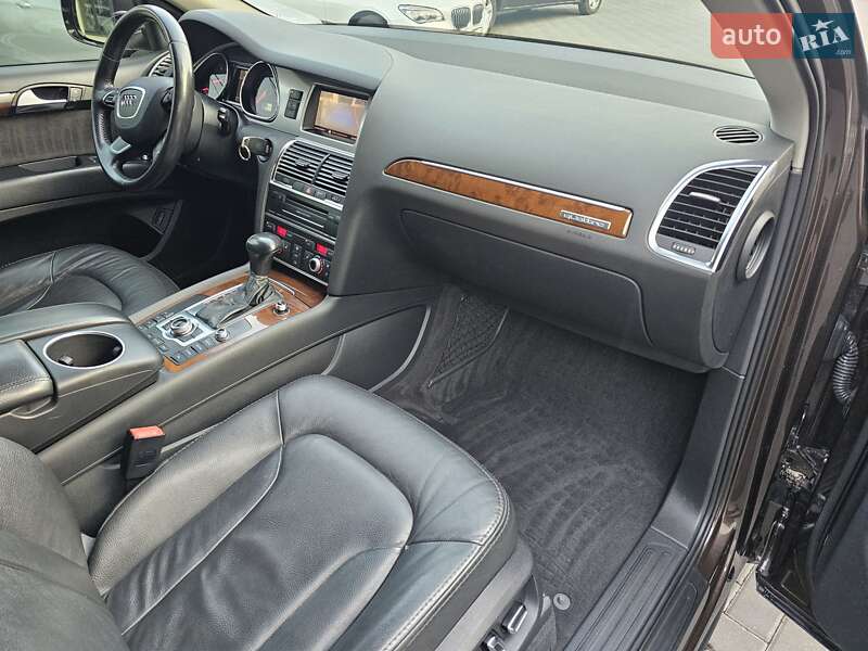 Позашляховик / Кросовер Audi Q7 2012 в Коломиї