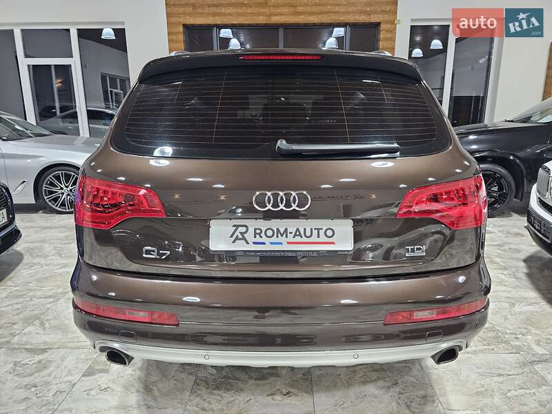 Позашляховик / Кросовер Audi Q7 2012 в Коломиї