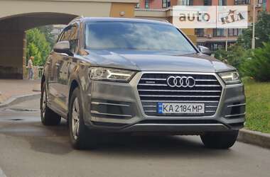 Позашляховик / Кросовер Audi Q7 2016 в Києві