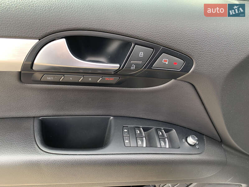 Внедорожник / Кроссовер Audi Q7 2013 в Львове