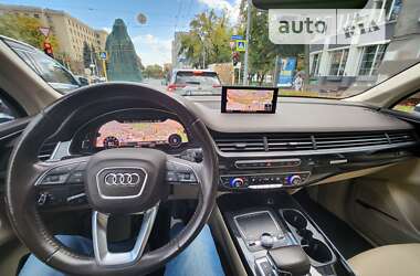 Внедорожник / Кроссовер Audi Q7 2018 в 