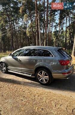 Позашляховик / Кросовер Audi Q7 2013 в Чернігові