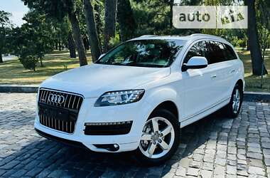 Внедорожник / Кроссовер Audi Q7 2014 в Киеве