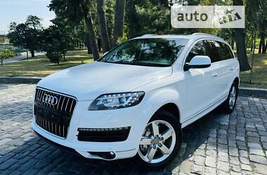 Внедорожник / Кроссовер Audi Q7 2014 в Киеве