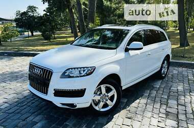 Внедорожник / Кроссовер Audi Q7 2014 в Киеве