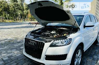 Внедорожник / Кроссовер Audi Q7 2014 в Киеве