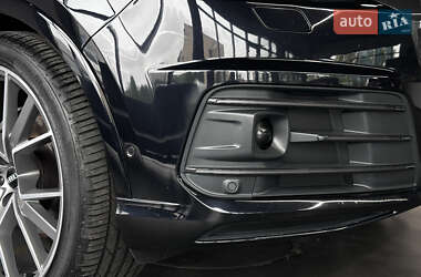 Позашляховик / Кросовер Audi Q7 2017 в 