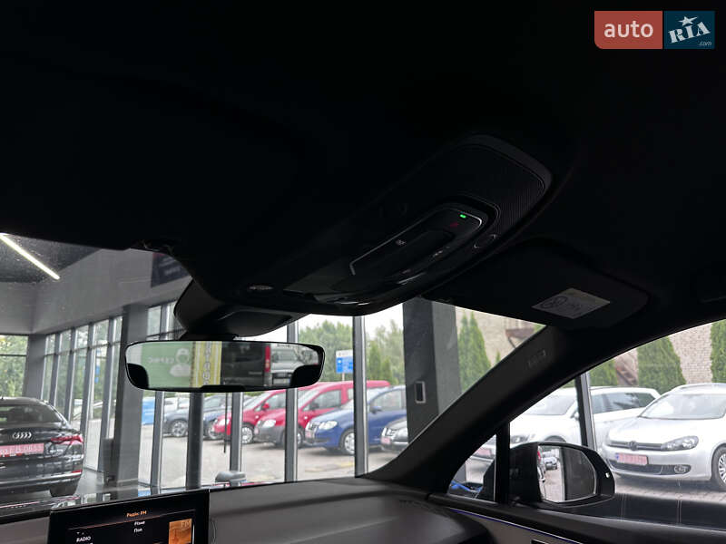 Внедорожник / Кроссовер Audi Q7 2017 в Нововолынске