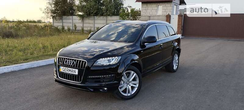 Позашляховик / Кросовер Audi Q7 2012 в Рівному