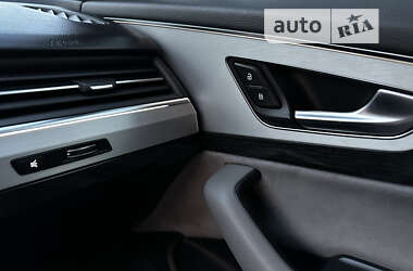 Позашляховик / Кросовер Audi Q7 2015 в 