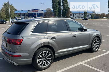 Позашляховик / Кросовер Audi Q7 2016 в Житомирі