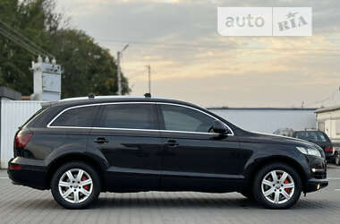 Внедорожник / Кроссовер Audi Q7 2006 в Черновцах