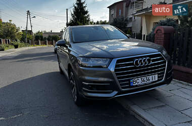 Внедорожник / Кроссовер Audi Q7 2018 в 