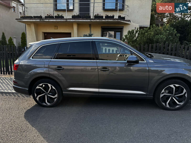 Внедорожник / Кроссовер Audi Q7 2018 в Львове