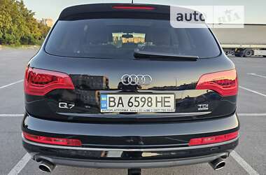 Позашляховик / Кросовер Audi Q7 2013 в Кропивницькому