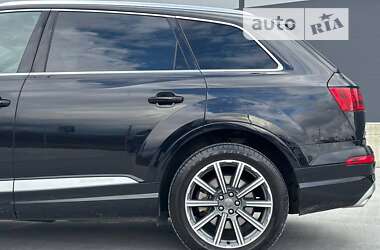 Внедорожник / Кроссовер Audi Q7 2016 в Львове