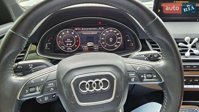 Позашляховик / Кросовер Audi Q7 2016 в Хмельницькому