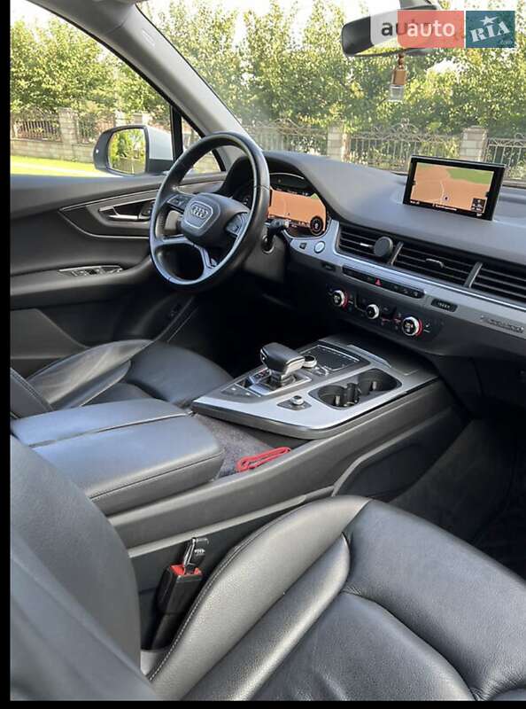 Внедорожник / Кроссовер Audi Q7 2015 в Тернополе